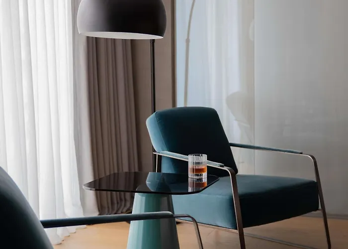 Pullman Tour Eiffel 4* Parigi