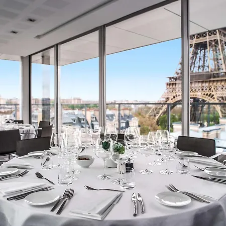 Pullman Tour Eiffel Hotel Paris