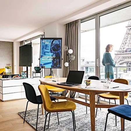 Pullman Tour Eiffel Hotel 4*