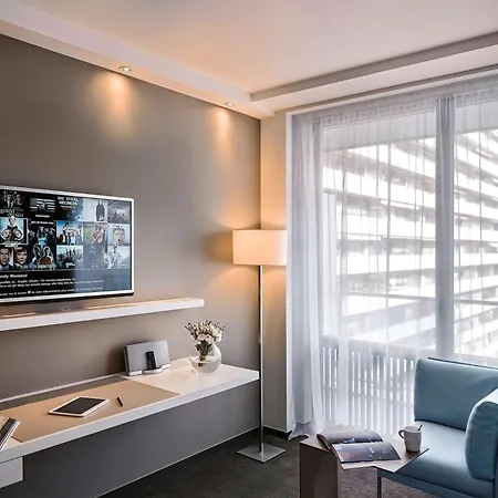 Hotel Pullman Tour Eiffel 4*