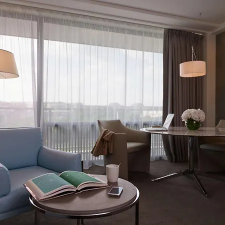 Pullman Tour Eiffel Paris