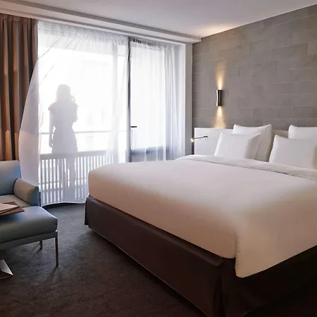 Pullman Tour Eiffel Hotel