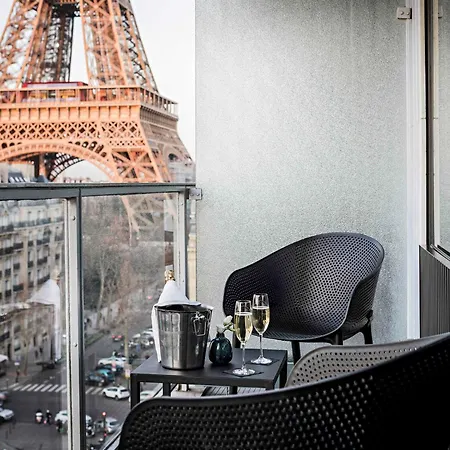 Pullman Tour Eiffel