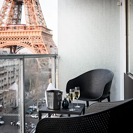 Pullman Tour Eiffel Parigi