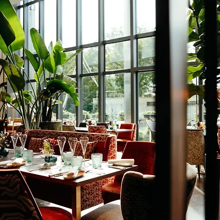 Pullman Tour Eiffel 4* פריז