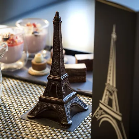 Pullman Tour Eiffel מלון