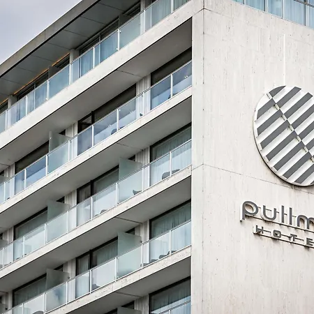 Pullman Tour Eiffel 4* París