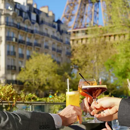 Pullman Tour Eiffel 4*
