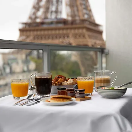 Hotel Pullman Tour Eiffel 4*