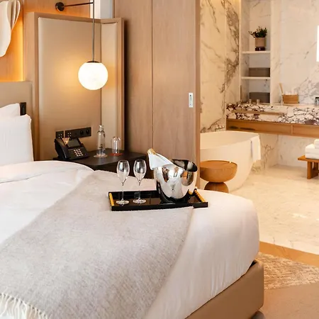 Pullman Tour Eiffel Hotel 4*