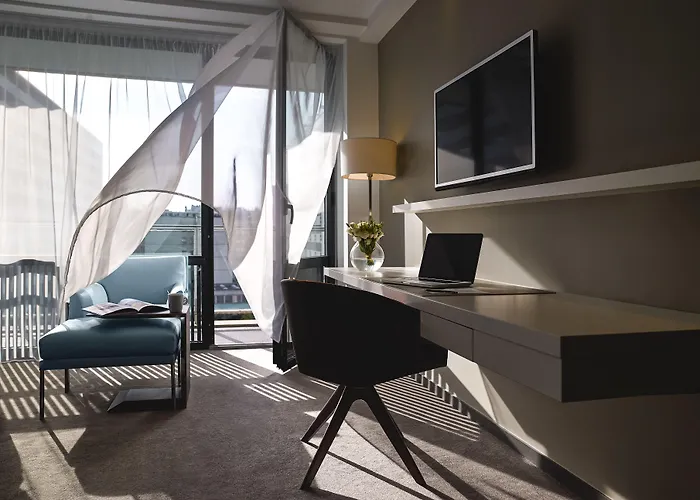 Pullman Tour Eiffel Hotel 4*