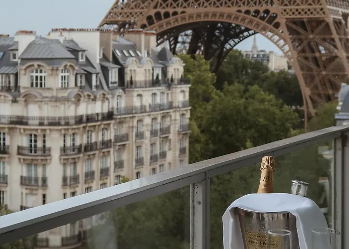 Pullman Tour Eiffel Hotel París