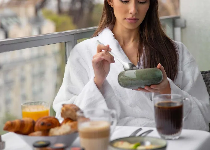 Pullman Tour Eiffel Hotel 4*