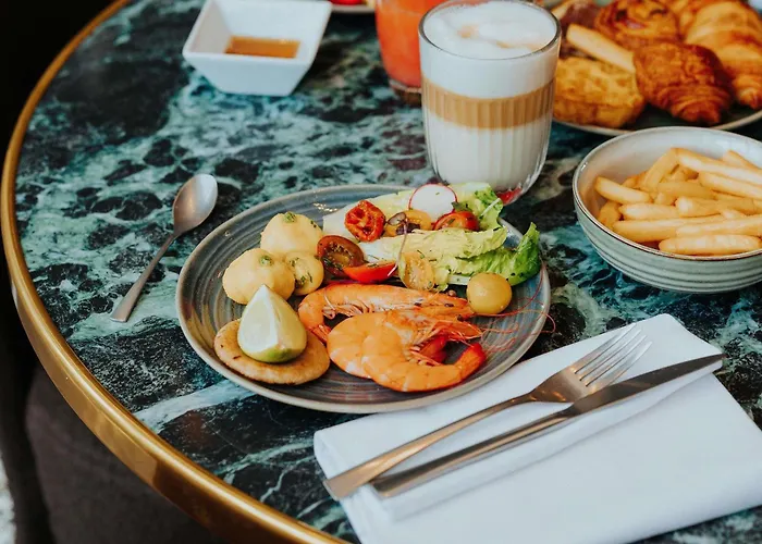 Pullman Tour Eiffel 4* Parigi