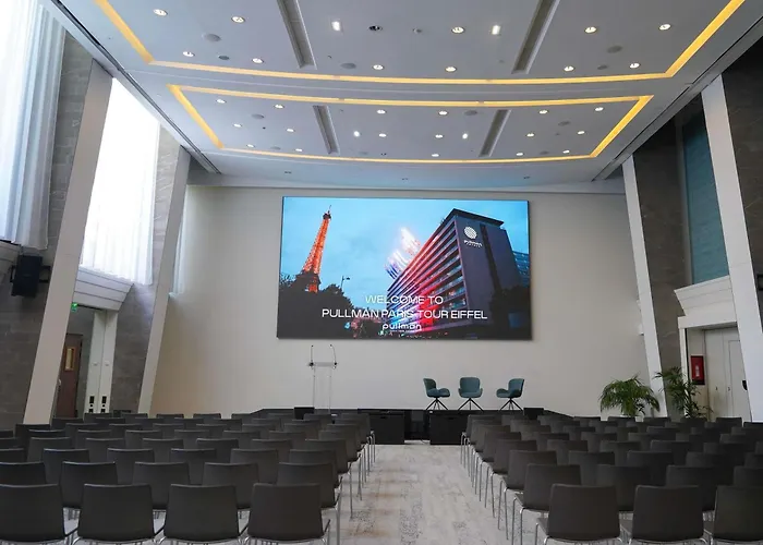 Pullman Tour Eiffel Szálloda 4*