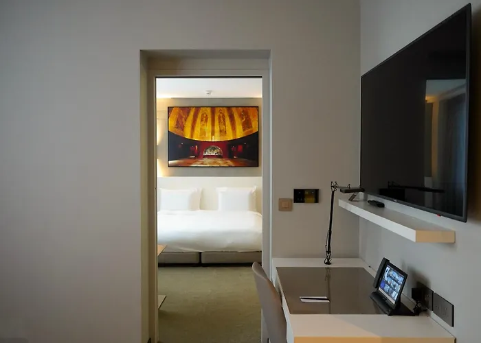 Szálloda Pullman Tour Eiffel 4*