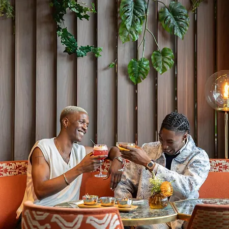 Pullman Tour Eiffel מלון