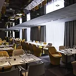 Pullman Tour Eiffel 4* Paříž