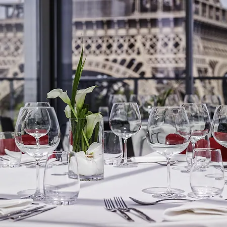 Ξενοδοχείο Pullman Tour Eiffel 4*