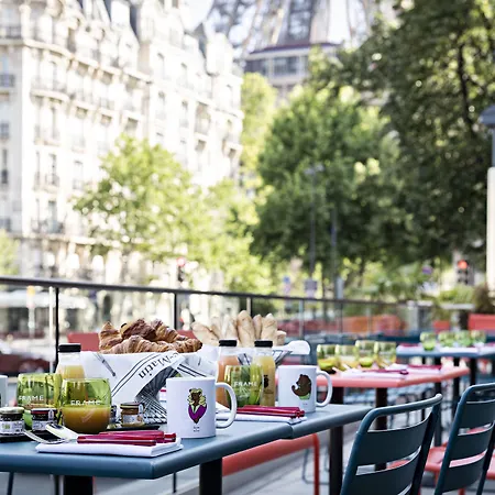 Hotell Pullman Tour Eiffel