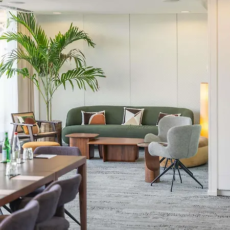 Hotell Pullman Tour Eiffel 4*