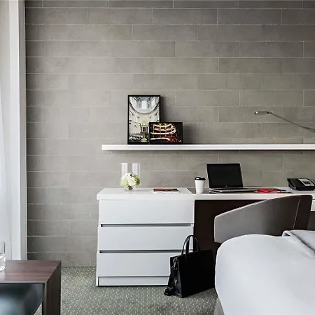 ホテル プルマン トゥール エッフェル 4*