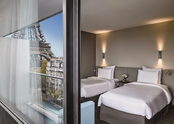 Pullman Tour Eiffel Hotell 4*