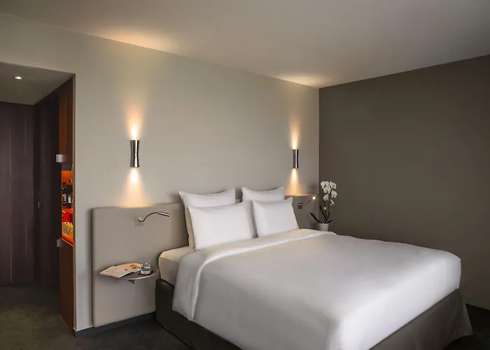 Hotell Pullman Tour Eiffel 4*