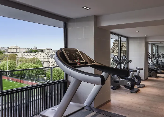 Hotell Pullman Tour Eiffel 4*