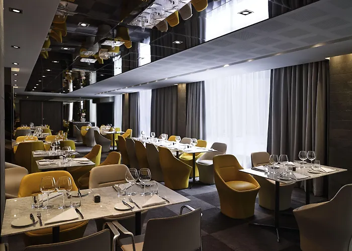 Pullman Tour Eiffel 4* Paris