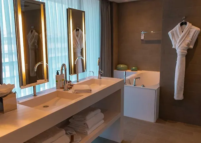 Pullman Tour Eiffel Hotell 4*