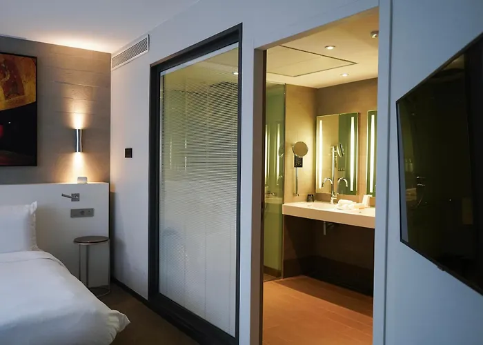 Hotell Pullman Tour Eiffel